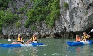 Halong Bay - Cat Ba Monkey Island Resort - Kayaking - Lan Ha Bay 4Day/3Night