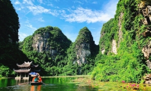From Hanoi: Ninh Binh, Trang An, Bai Dinh, and Mua Cave Trip