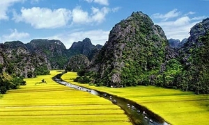 From Hanoi: Ninh Binh, Trang An, Bai Dinh, and Mua Cave Trip