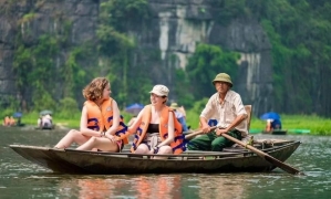 From Hanoi: Ninh Binh, Trang An, Bai Dinh, and Mua Cave Trip