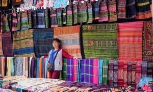 Sapa Tour + Bac Ha Market By Bus 2 Days 1 Night Hotel in Sapa
