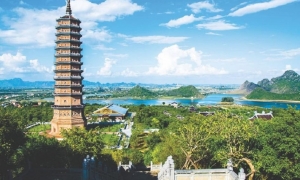 From Hanoi: Ninh Binh, Trang An, Bai Dinh, and Mua Cave Trip