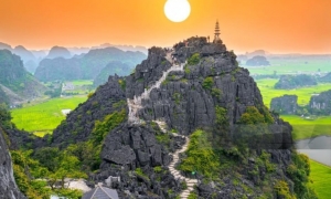 From Hanoi: Trang An Boat, Bai Dinh Pagoda, & Mua Cave Tour